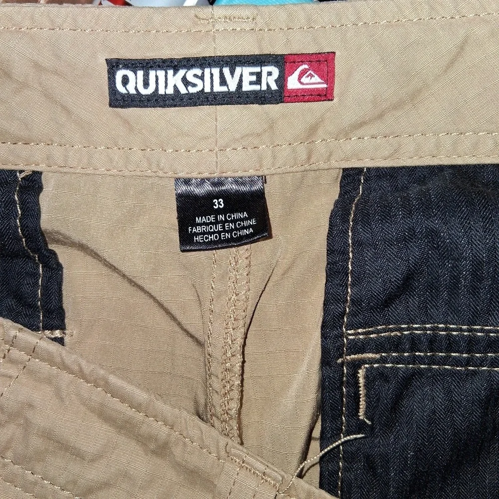 Quiksilver Men's Cargo Shorts Size 33 / 11 Casual Outdoors Moisture Wicking‎